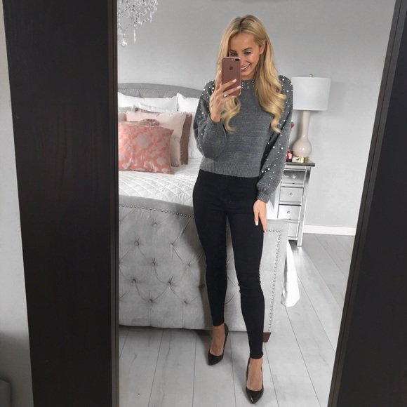 LAST ONE!! Grey and Pearl Beaded Winter Knitted - Picture 4 of 8